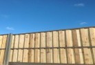 Hartwoodlap-and-cap-timber-fencing-3.jpg; ?>